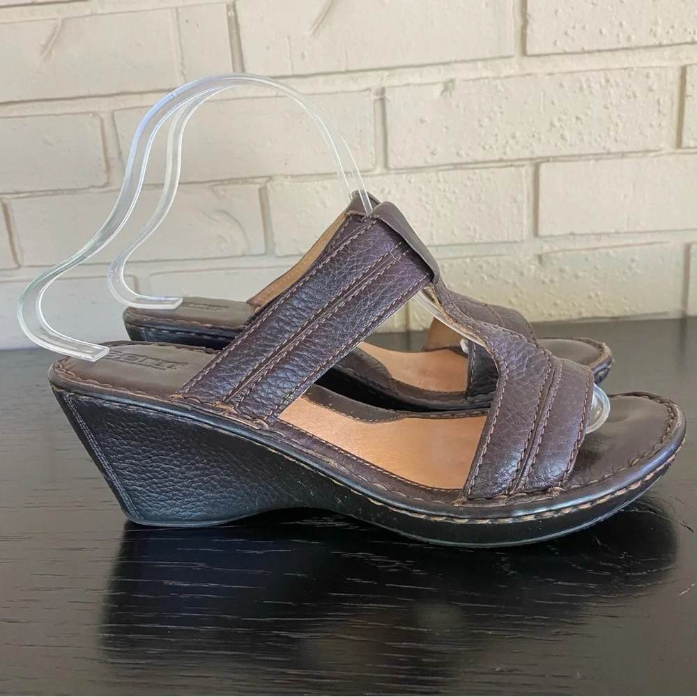 Born Brown Leather Slides Sandals Wedges Heels Comfort Strappy Preppy Size 9